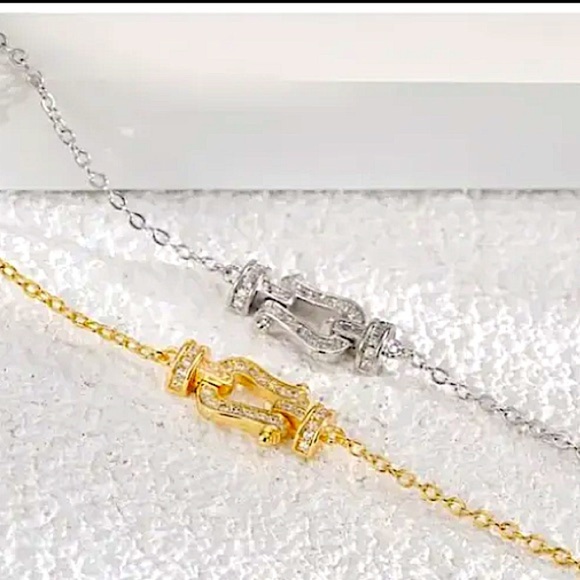 Gold Horseshoe Zircon Bracelet Chain Link Snaffle Stirrup D Ring Gift for Friend - Picture 6 of 10